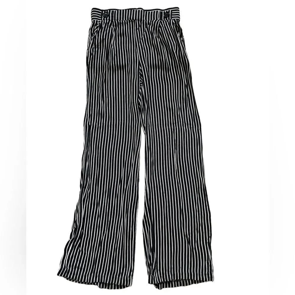 Joe Benbasset Black and White Vertical Stripe Wide-Leg Pants (Size: Medium)